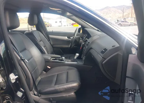 2011 Mercedes-Benz C 300 Luxury/Sport from USA, damaged, VIN WDDGF5EB1BR183725